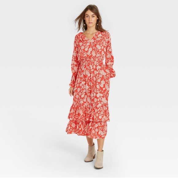Universal Thread Dresses & Skirts - Universal Thread Floral Balloon Long Sleeve Dress